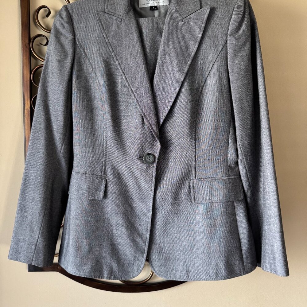 Tahari Arthur S. Levine 2 Piece Grey Pant Suit